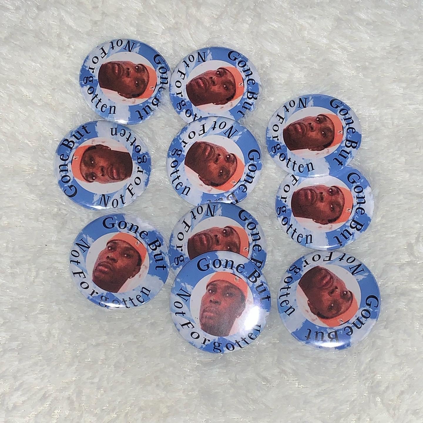 MEMORIAL BUTTONS