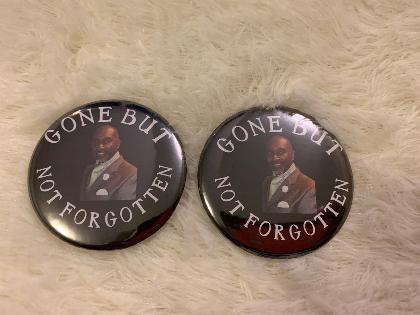 MEMORIAL BUTTONS